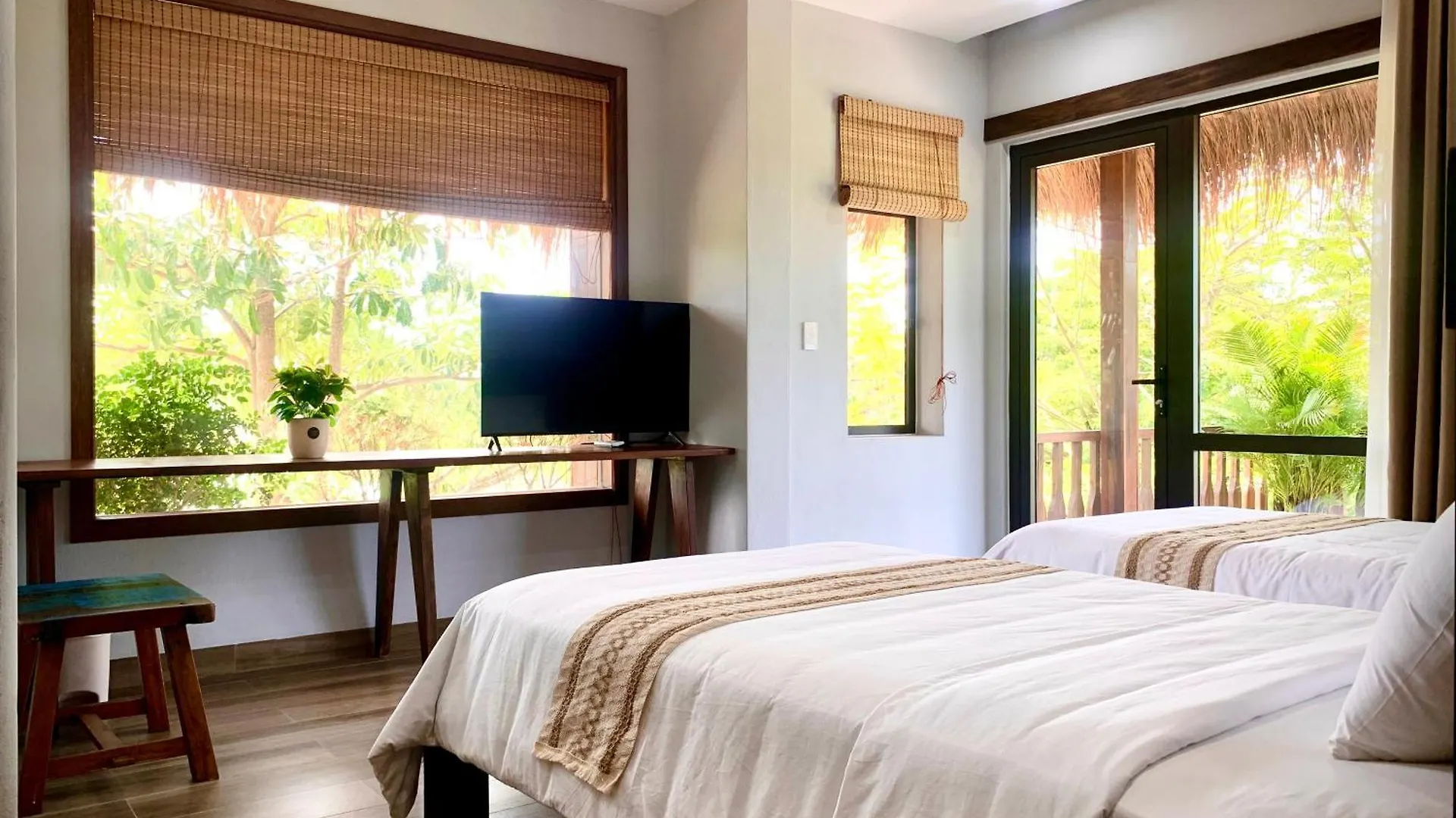 Alana Riverside Retreat Hoi An Villa