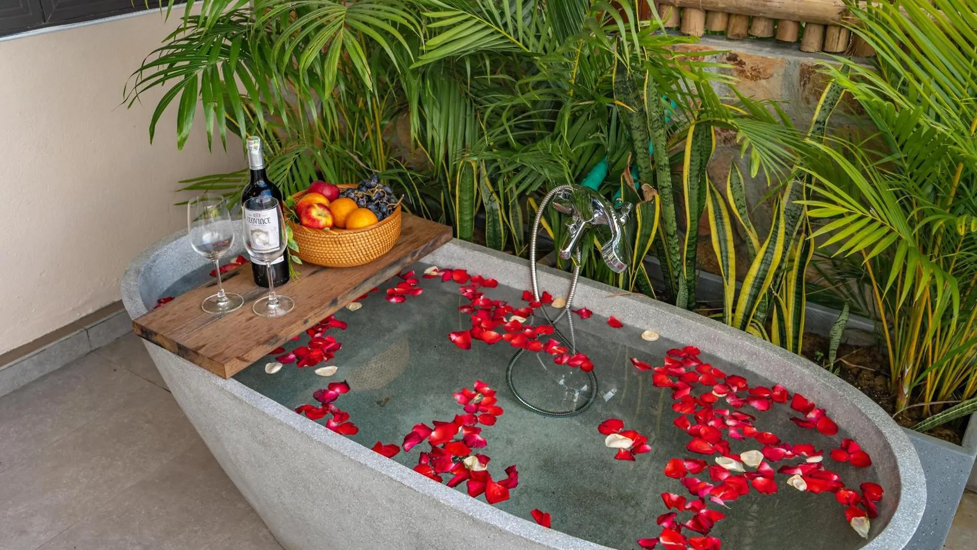 Alana Riverside Retreat Hoi An